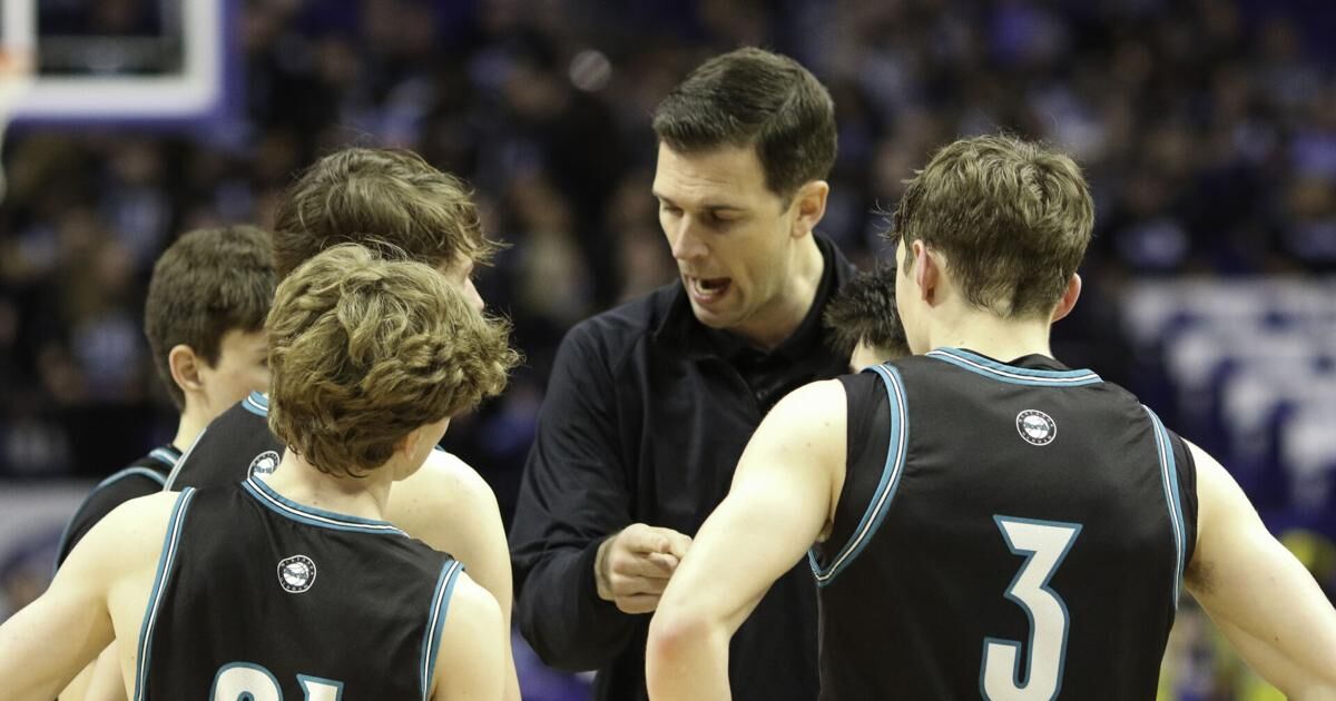 LISTEN: Eric Crawford talks with David Padgett about 502Circle and NIL at Louisville
